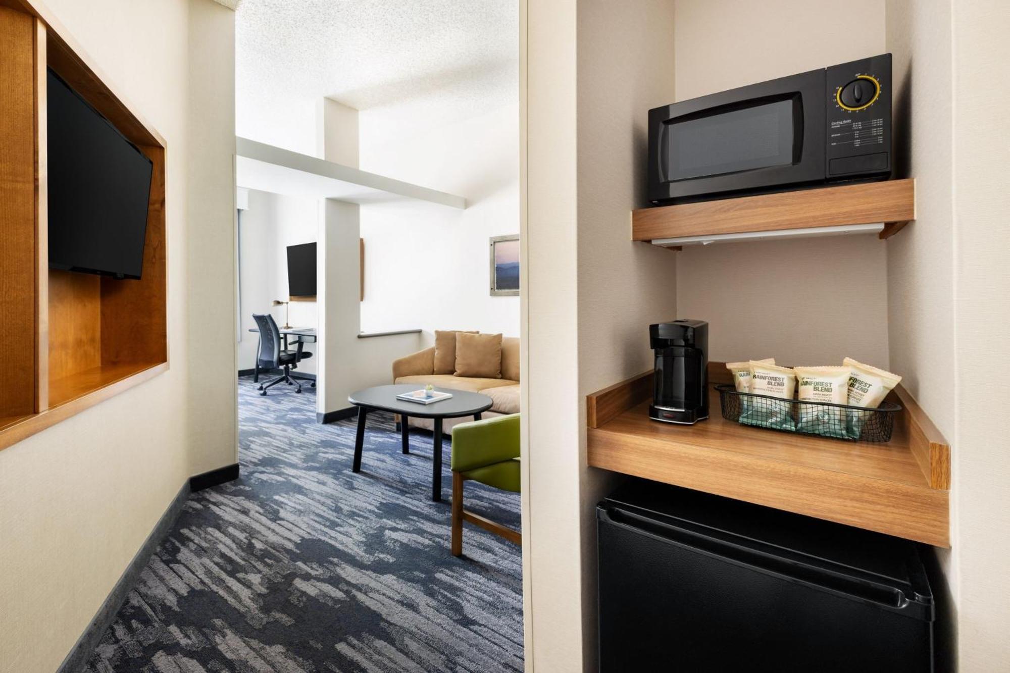 Hotel Fairfield & Roswell